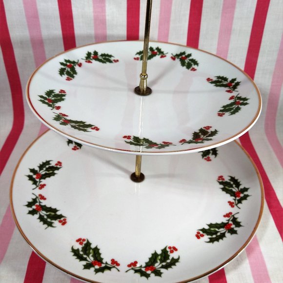 Lovely Mid Century Holly Berry 2 Tier Ceramic Plate Tid Bit Holiday Server Japan - Picture 4 of 13